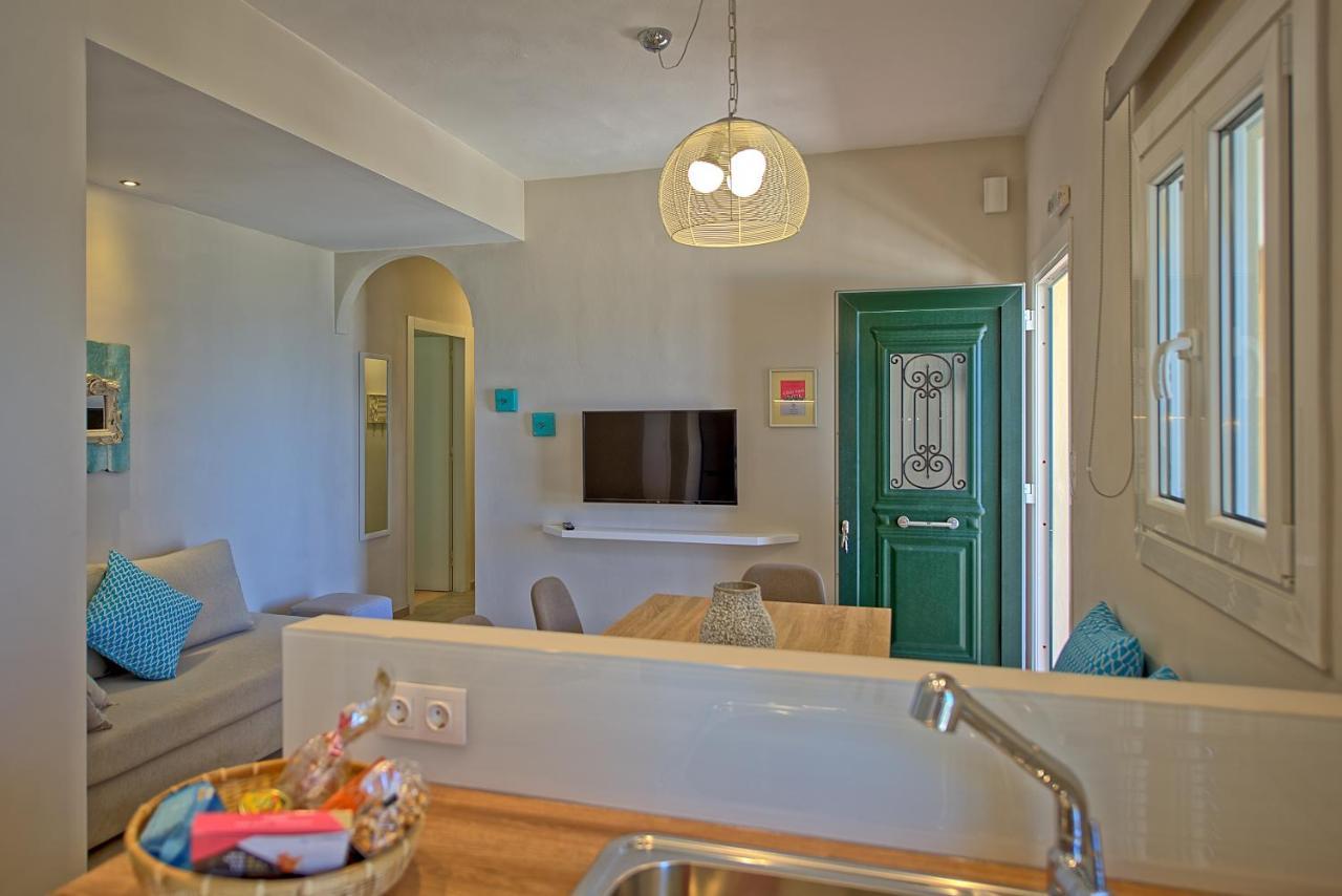 Beachfront Villa Seasun By Posarellivillas Agios Spyridon  ภายนอก รูปภาพ