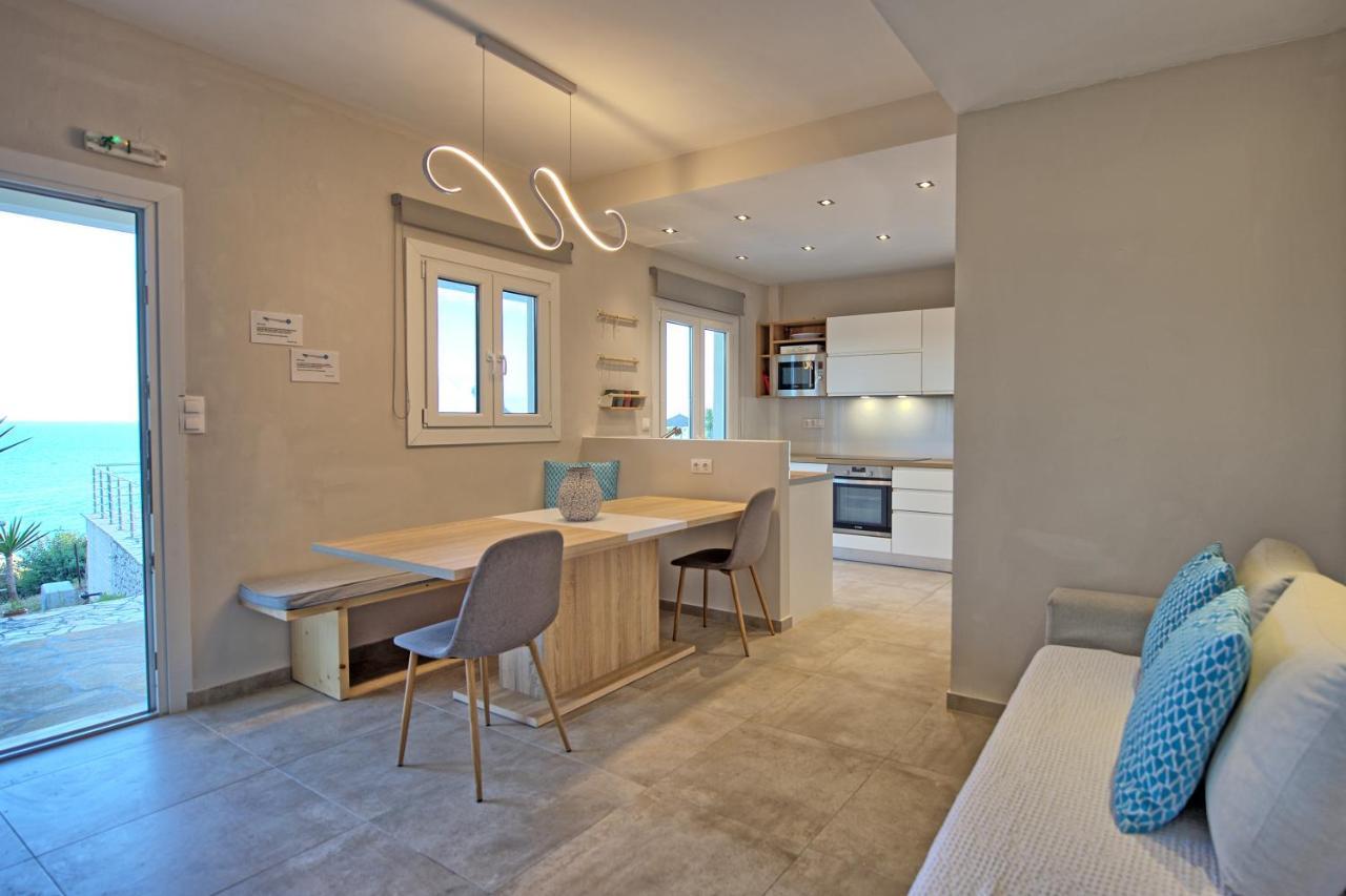 Beachfront Villa Seasun By Posarellivillas Agios Spyridon  ภายนอก รูปภาพ